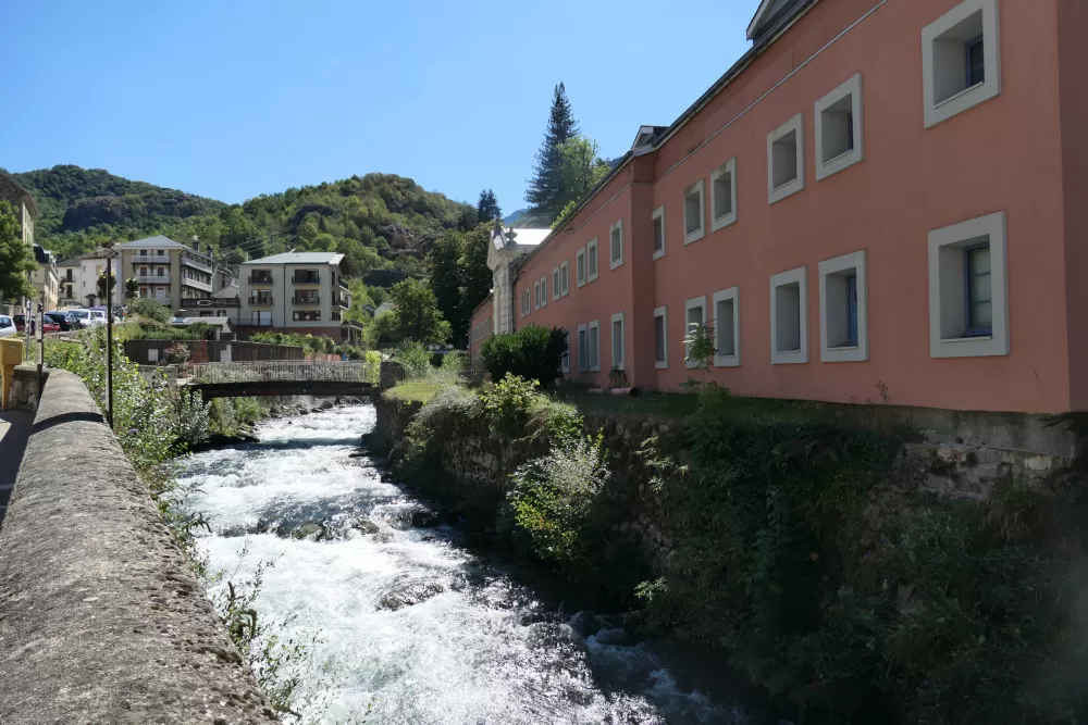 cure ax les thermes Ariège rivière eaux de source