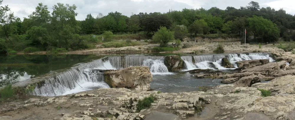 cascade Gard Occitanie pont rivière balade spectaculaire Sautadet