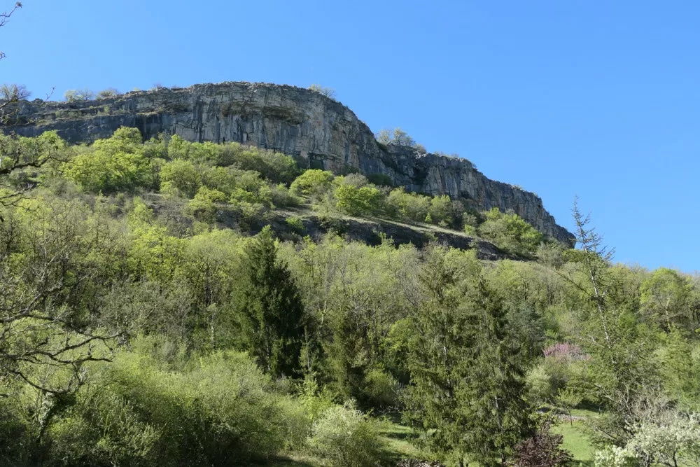 cirque autoire ferme siran occitanie lot cascade