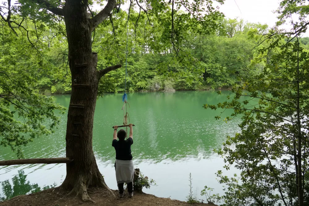 Pêche paddle randonnée canoës buvette vélo lac tarn