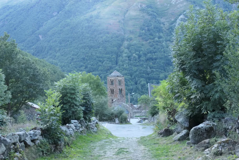 mérens les vals église romane Ariège